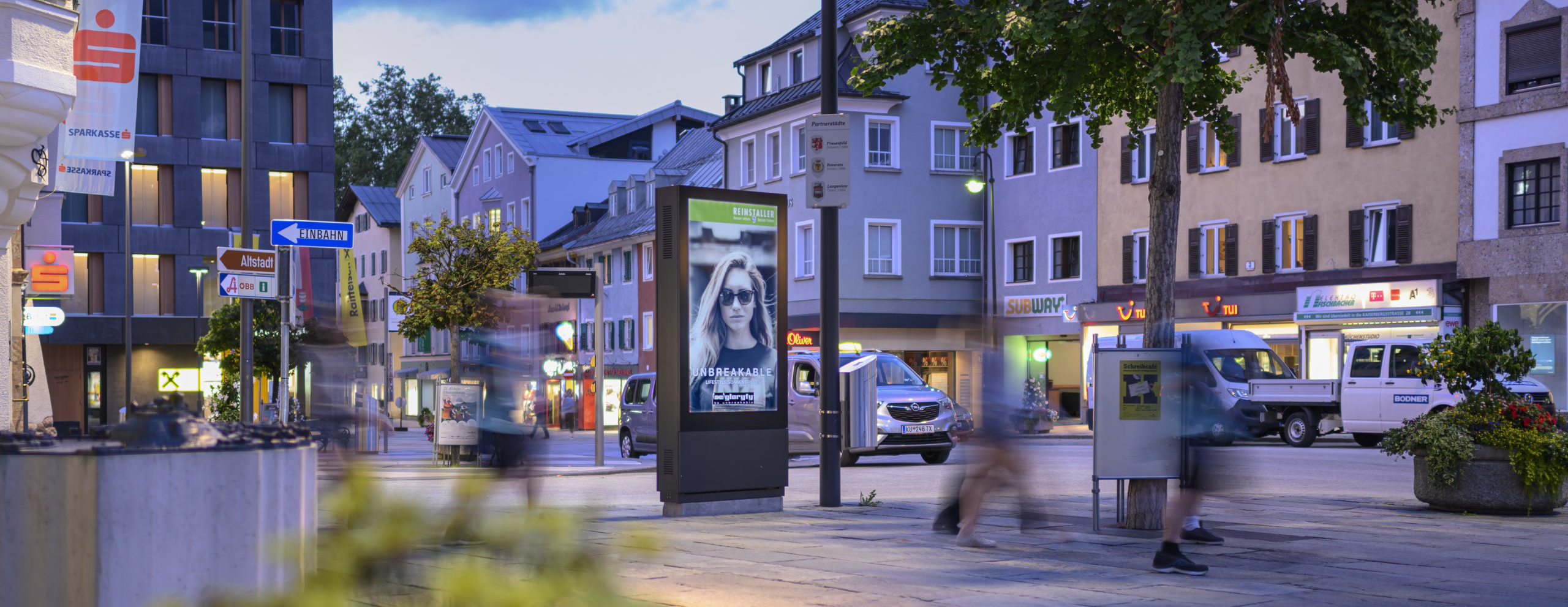 Monitorwerbung_Stelen_Kufstein156-1-scaled-e1653032817609.jpg