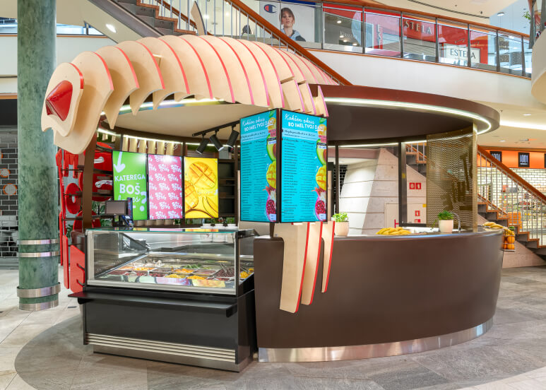 spar-slovenia-smoothie-bar-peakmedia-full.jpg