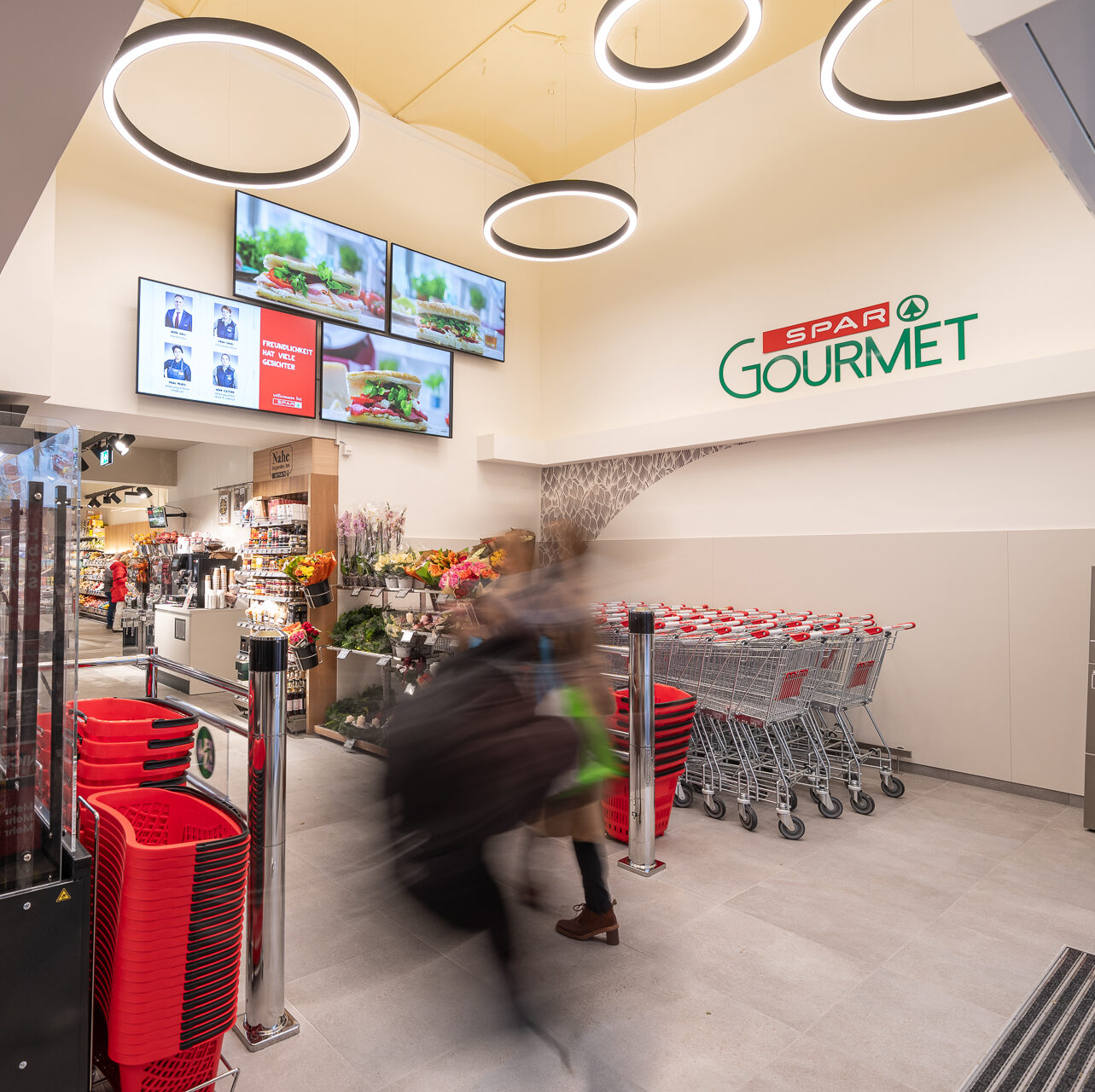 6713-PM-Referenz-SPAR-Wien-c_PEAKMEDIA_Dominik-Zwerger-A0106896-web-e1749050571970.jpg